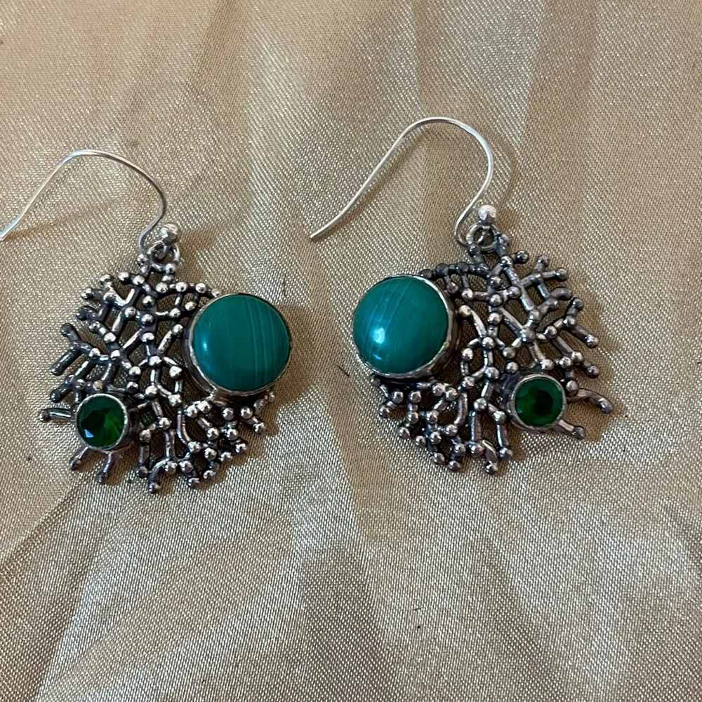 925 Green Moldavite and Emerald Quartz Earrings - Picture 1 of 2